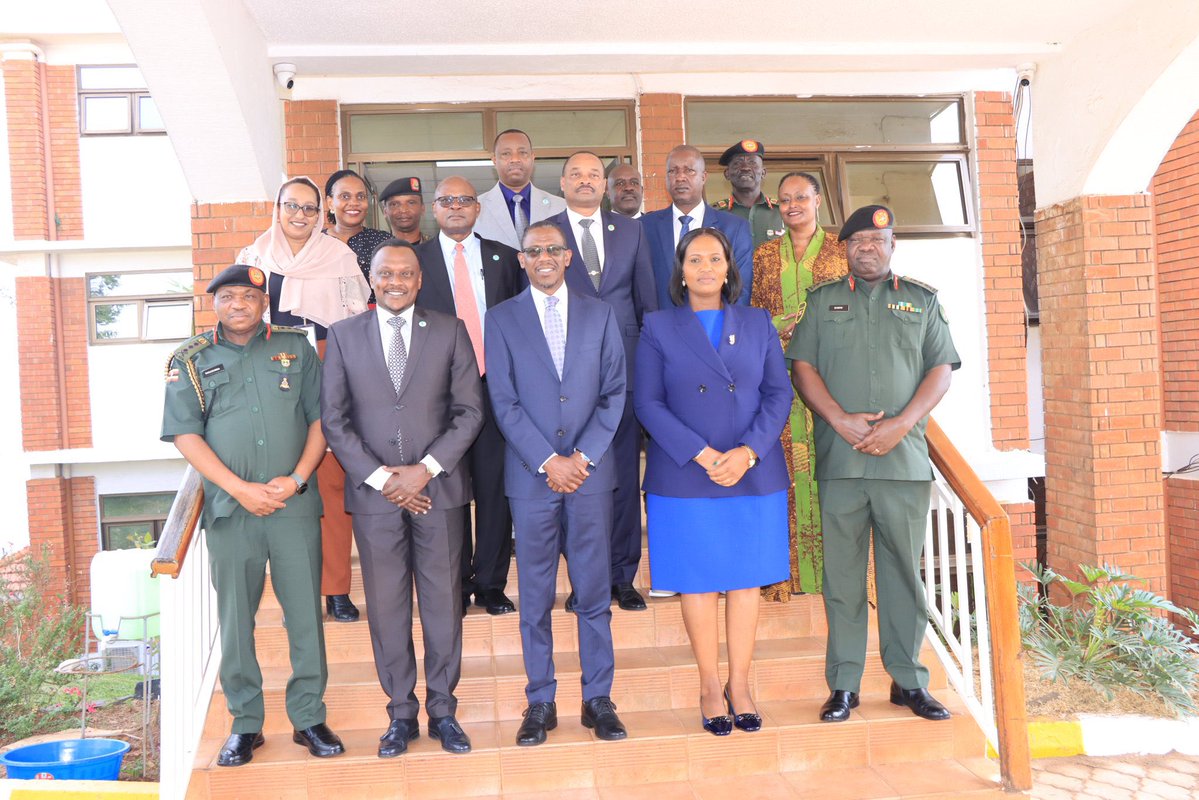 Commander1Blitz's tweet photo. Defence Minister Receives EASF Director

 Minister of Defence and Veteran Affairs, Hon. @KiryowaKk, today received the Director of the Eastern Africa Standby Force, Brig Gen Ronald Rwivanga, in Mbuya 

The meeting on the sidelines of the 36th EASF Policy Organs Meetings focused on Uganda’s continued commitment to the regional force, operational readiness and strengthening regional peace and security cooperation.

#EASF #36thPolicyOrgansMeetings #Uganda