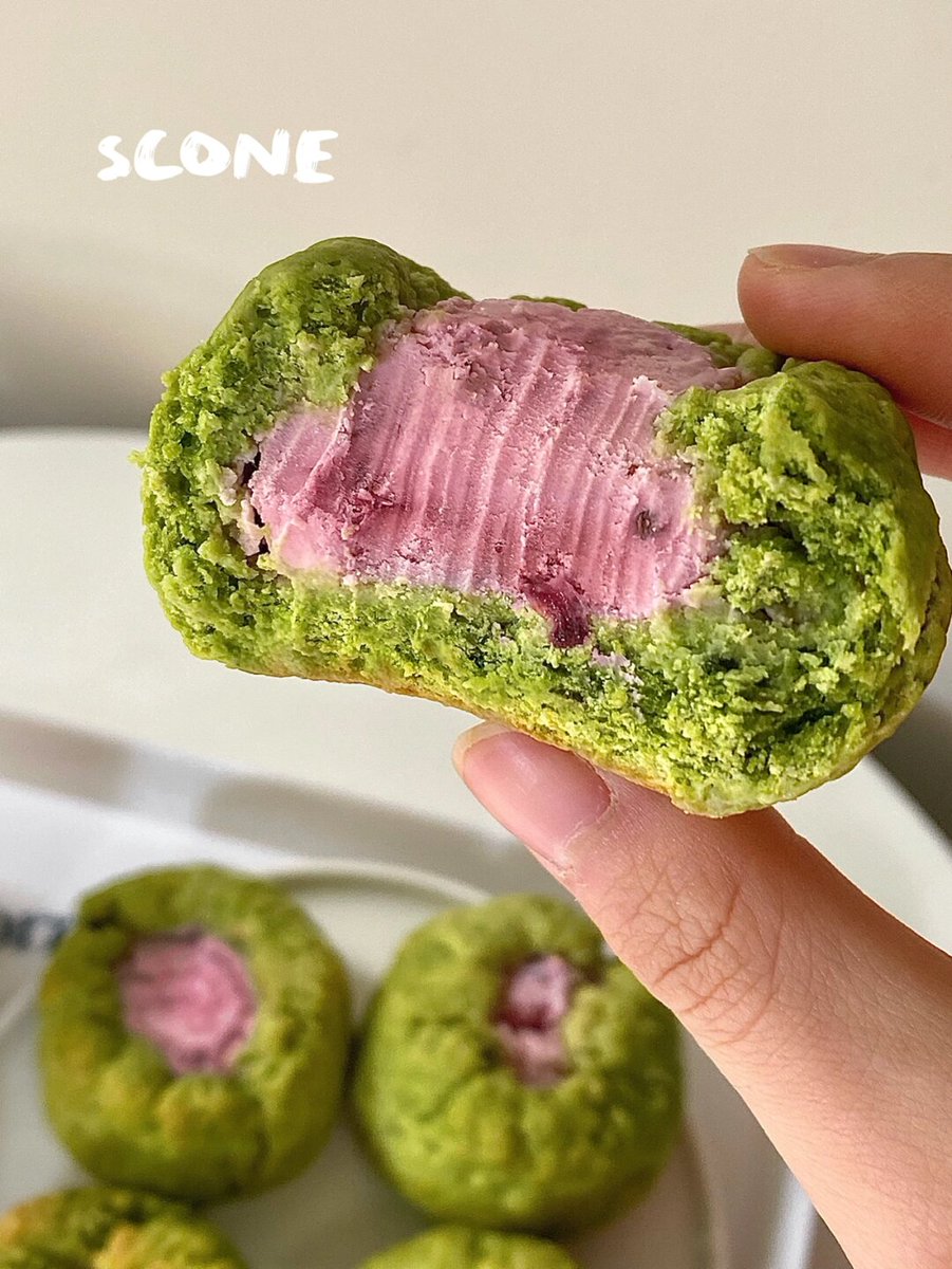 donistulic's tweet photo. Just nailed my first homemade matcha scones  Soft, flaky, and packed with earthy matcha flavor—worth every messy flour smudge on my apron!  #BakingJoy https://t.co/HM4tAIbjbM