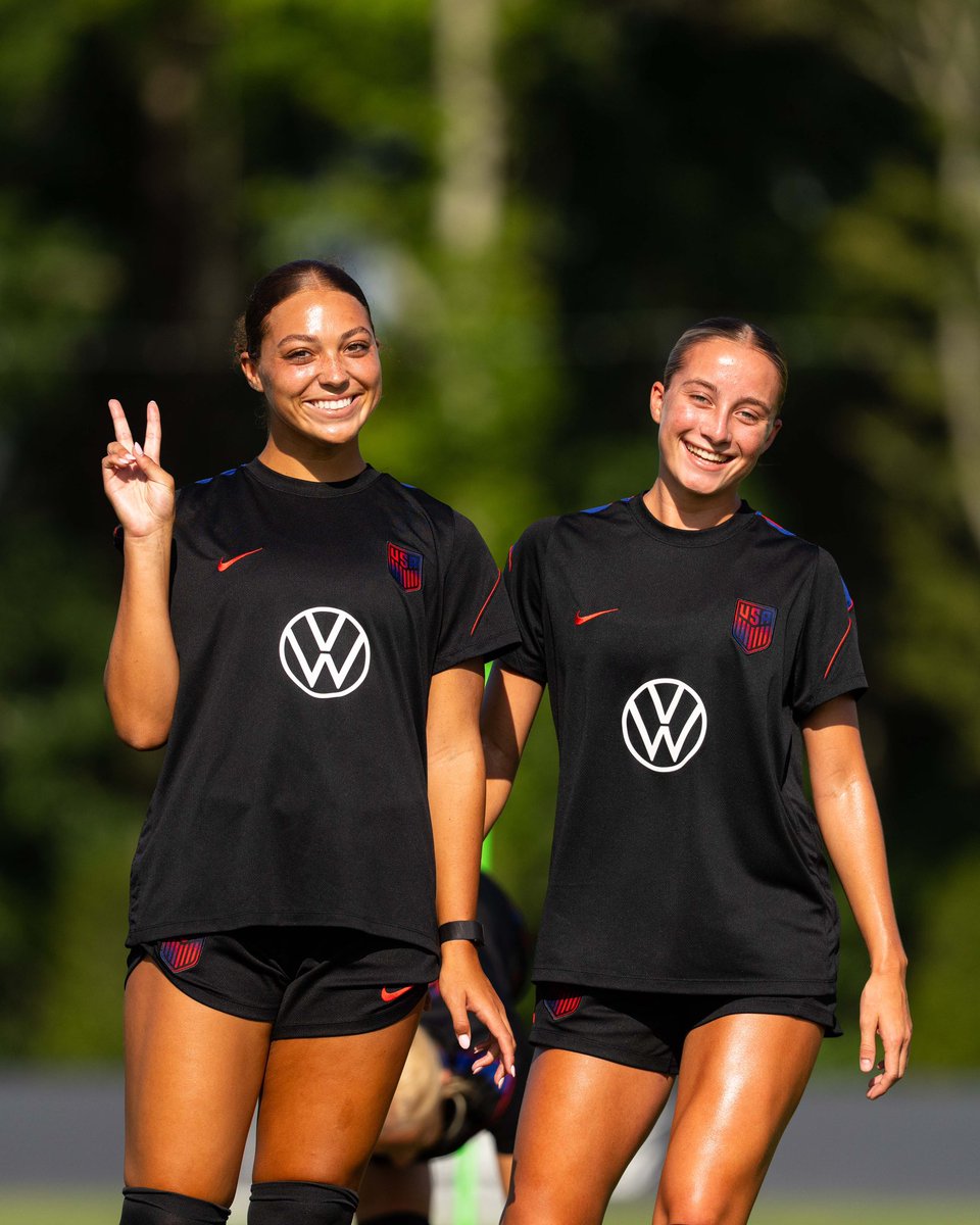USYNT's tweet photo. #U17WNT back in camp 🔙✌️ https://t.co/m8nw0J7xTh
