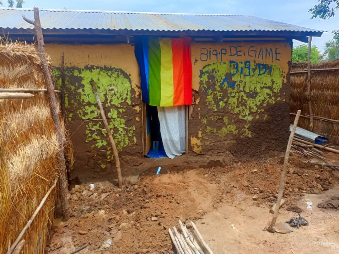 lgbtq_refugee's tweet photo. Through your donations we have got our own shelter, Though it isn't so good but atleast

Thank you family 🏳️‍⚧️🌈

https://t.co/9iQVJvssF9 https://t.co/2hzsOzJ1IM