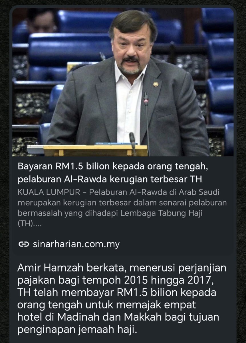 tjerealjoker's tweet photo. Negara dikejutkan dengan pendedahan demi pendedahan didalam Parlimen hari ini.

Duit 10juta umat Islam bernilai hampir 13 billion hangus.

Duit jemaah haji dibuat main macam duit mak bapak dia.

Zaman kerajaan mana? Umno
Zaman PM mana? Najib https://t.co/v8nf0v6ZpB