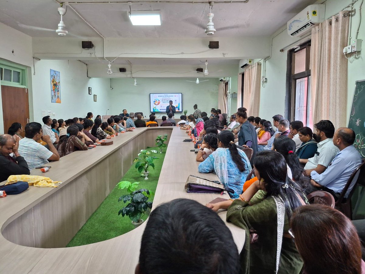 kv1surt's tweet photo. Parents Teachers Meeting https://t.co/yRP4jhy82D