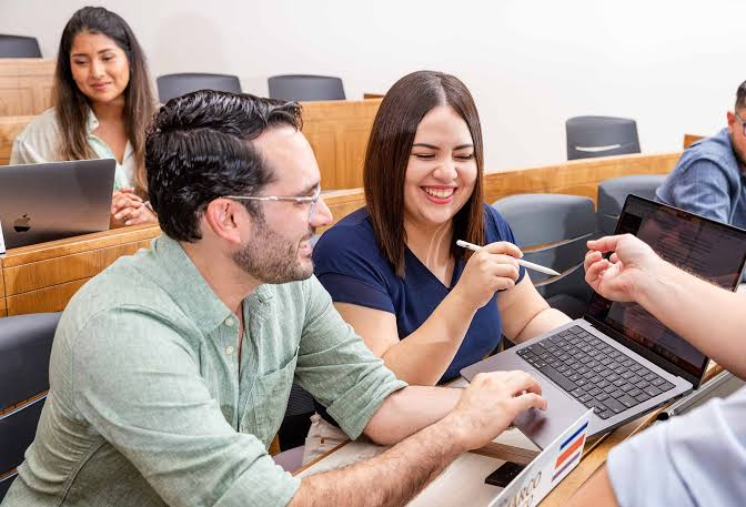 PLaSegunda's tweet photo. INCAE impulsa la próxima generación de líderes en sostenibilidad e inteligencia artificial con 30 becas para América Latina
https://t.co/GA9rH19p8e https://t.co/CVvStpY36B