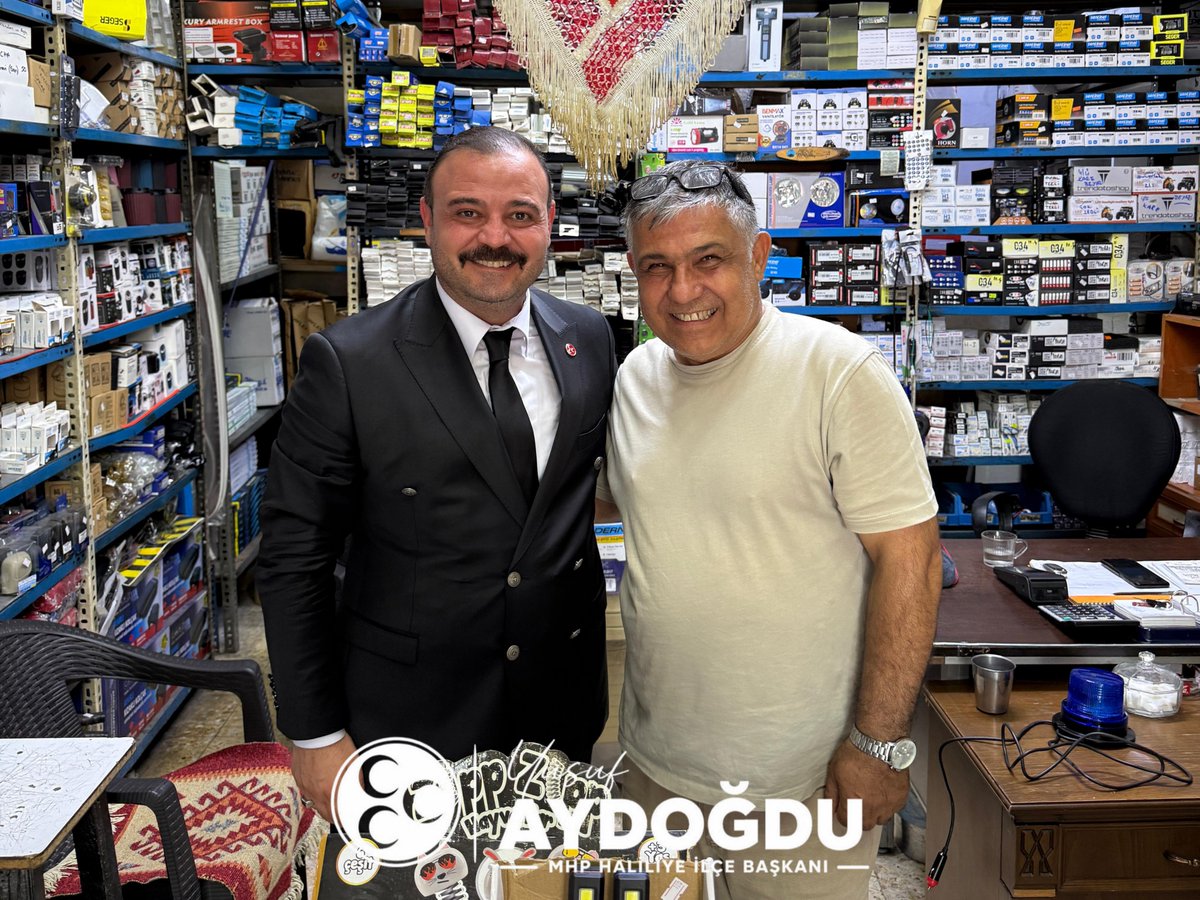 MHPhaliliyeurfa's tweet photo. 🤝 Sahadayız, Hemşehrilerimizle Birlikteyiz!

İlçe Başkanımız Yusuf Aydoğdu, Şair Şevket Mahalle Muhtarımız Ahmet Altun ile kıymetli esnaflarımızı ziyaret etti.

Esnafımızın talep ve önerilerini dinleyerek, hemşehrilerimizle gönül bağımızı güçlendirmeye devam ediyoruz. https://t.co/JUayv7xrRM