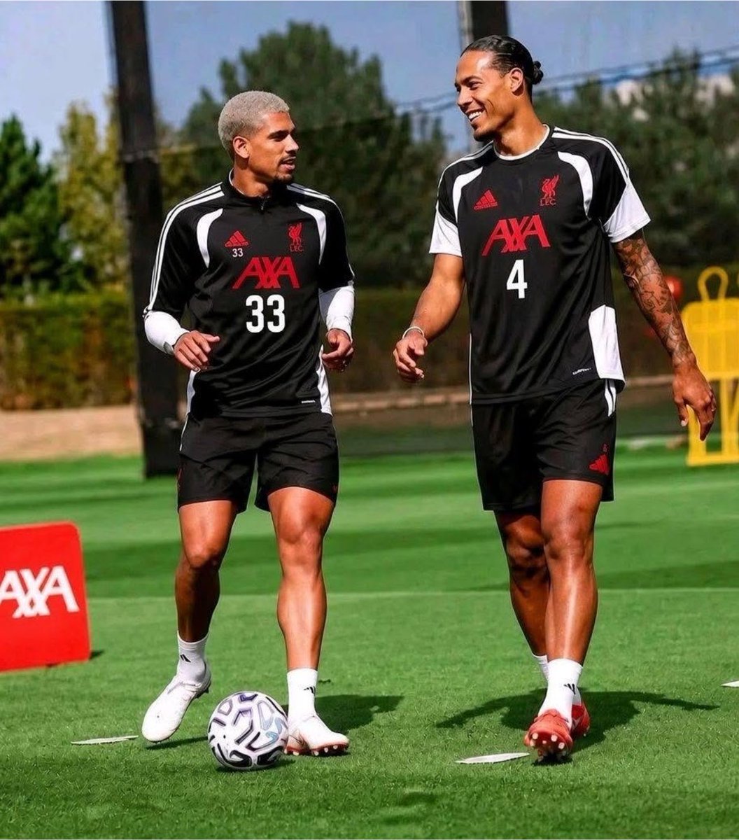 Arbihorla's tweet photo. Araujo x van dijk  🤝 
#Lfc https://t.co/SDCHPNhyFH