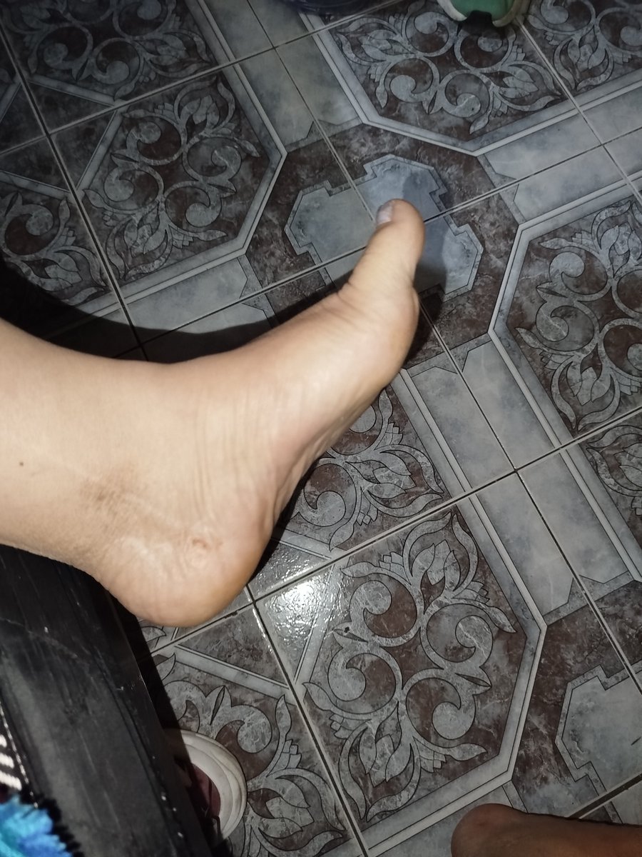 lulyprincess46's tweet photo. #feet #findom #feetfetısh #onlyfans https://t.co/ZSDwIzD1sn