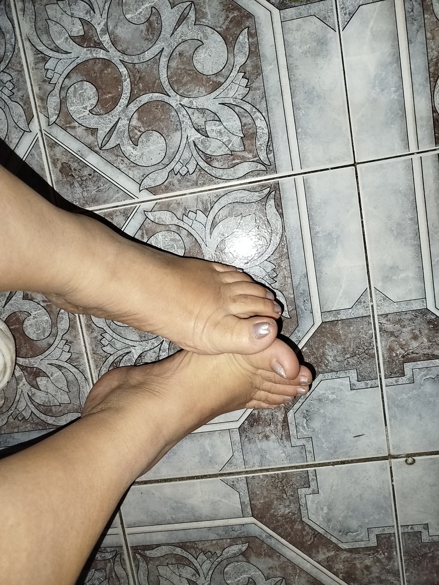 lulyprincess46's tweet photo. #feet #findom #feetfetısh #onlyfans https://t.co/ZSDwIzD1sn