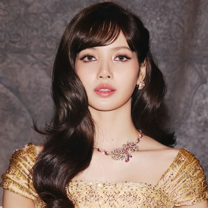 LALISAONLY997's tweet photo. #LISA will attend the premiere of her documentary "Always Lalisa"  at tiff on September 11,12. https://t.co/IernQuCNb9