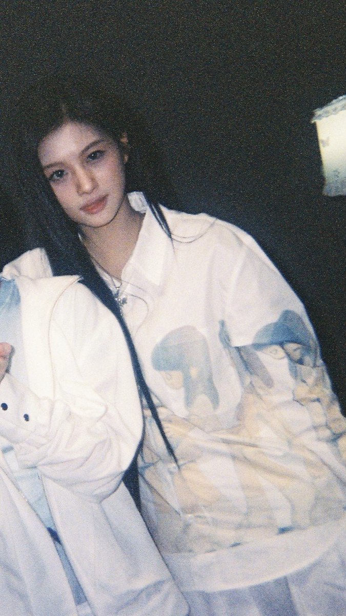 260811 #SULLYOON on NMIXX Global Official Fanclub NSWER 4th