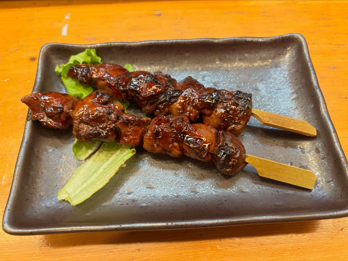 shimo34317571's tweet photo. 20年くらい前に大変お世話になったマスターとママさんのお店へ行こうと手稲まで遠征😋
相変わらず、何を食べても美味しかったです。

#手稲 #晩菜 #和食 #ヒラメのチーズ巻きフライ #カスベ煮凍り #白レバー串焼 #イカと牛蒡のさつま揚げ https://t.co/0hNHoZGM13