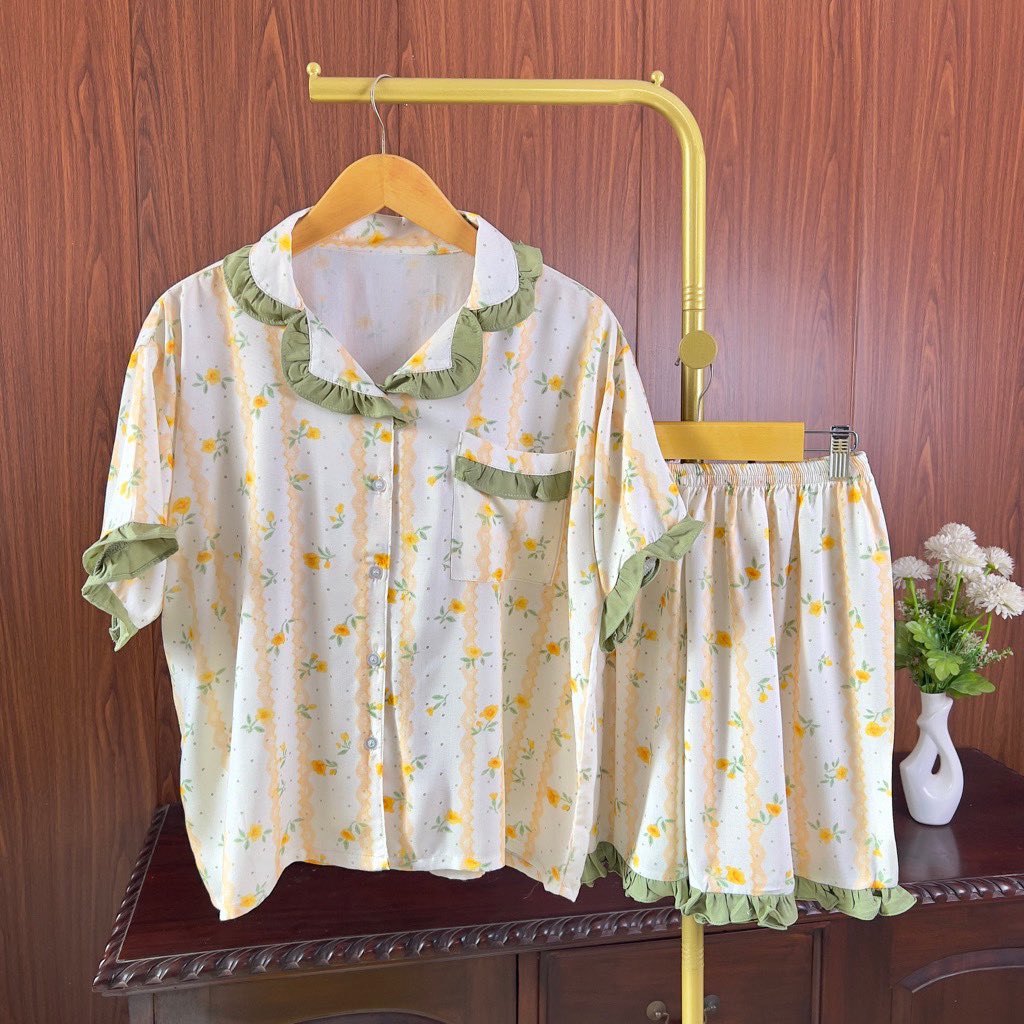 itsyournass's tweet photo. PIYAMA SEIMUT INI HARGANYA CUMA 60 RIBUAN AJA😭💸 mau yang celana pendek atau panjang, dua-duanya ada!👀

🖇️ https://t.co/ZnfIP3q3KY https://t.co/kWeyxIrhTV