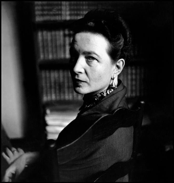 WorldWAdab's tweet photo. من فقد شخصاً يحبه لا يفقده مرة واحدة بل يفقده في كل موقف كان سيخبره عنه ولن يجد من يسمعه بنفس الطريقة ."

- سيمون دي بوفوار https://t.co/P6WzafBm4k