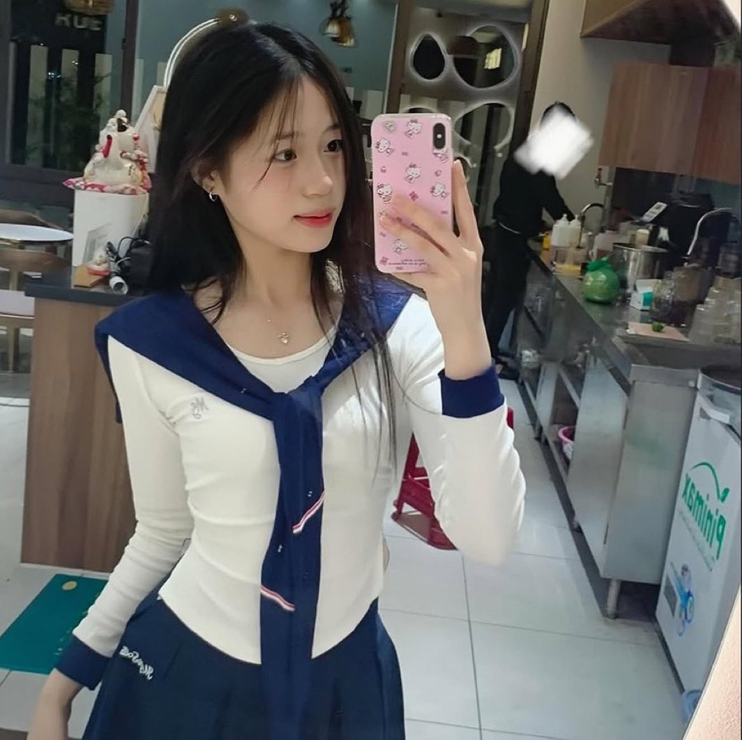 cnx1gec's tweet photo. หวัดดีอาหวังนี่อาหมวยเอง #เชียงใหม่ #นิมมาน #cnx https://t.co/3CRVkhcwfN