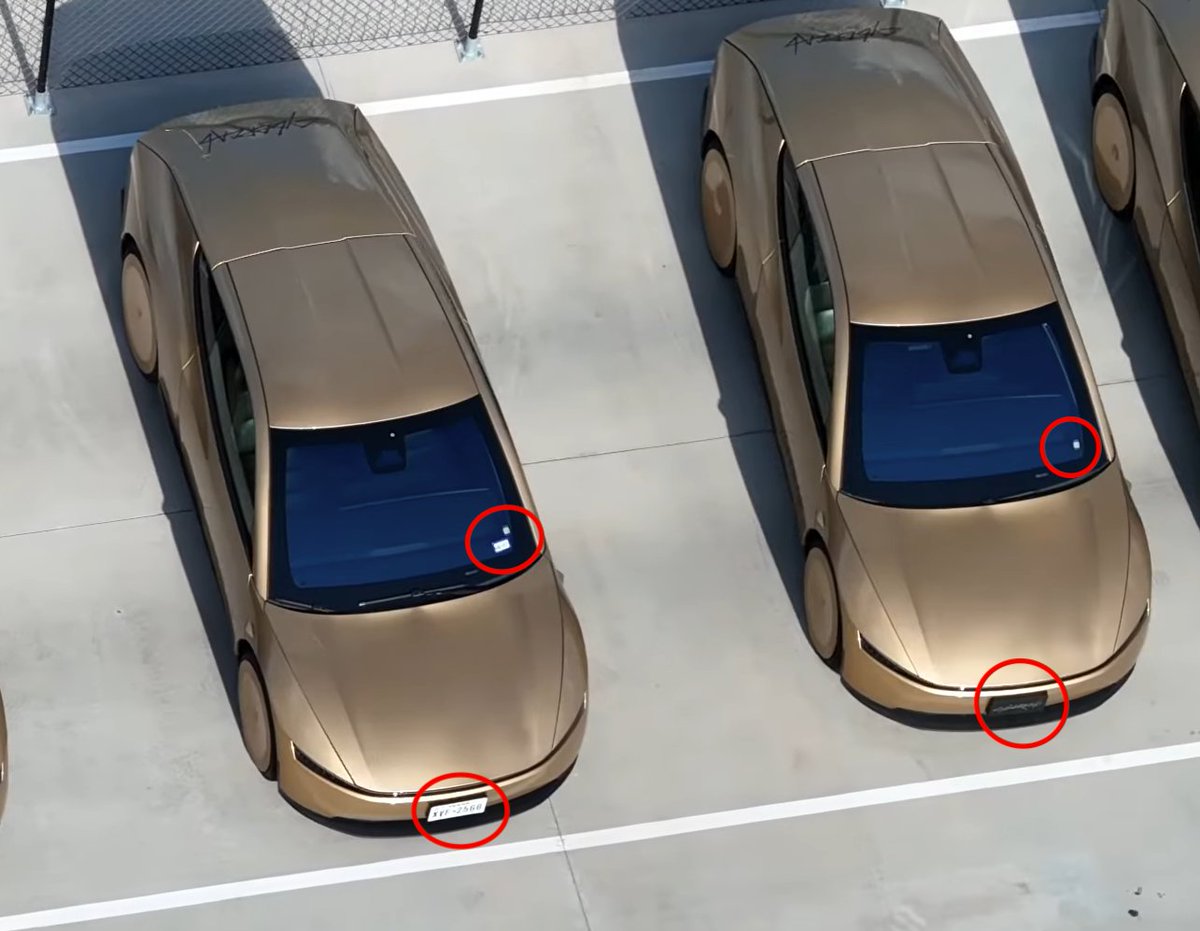 RoboRiderRobo's tweet photo. @JoeTegtmeyer The interesting part is that only 26 have the "Cybercab" decals. But all the ones WITHOUT a steering wheel have, what I assume to be a first responders QR sticker, on the bottom left of the windshield. There are also 2 cabs which are fully registered with front license plate. https://t.co/EI39T39ZKK