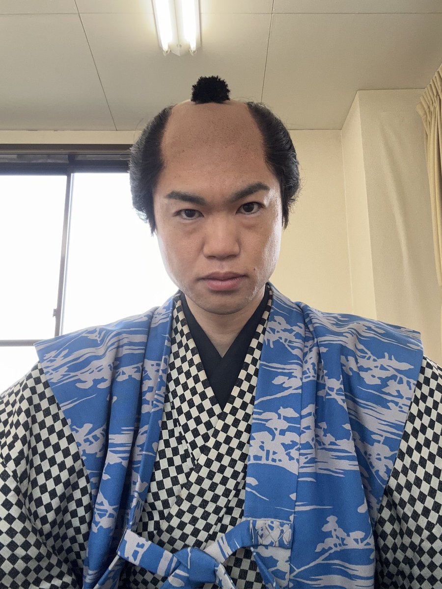 yes_syo's tweet photo. この度、人生初のドラマに出演します！
９日間の撮影を全力で頑張ってきました！
亀梨和也さん、栗山千明さん、山田杏奈さん、加藤小夏さん、奥智哉さんといった一流の皆様と共演出来るだなんて夢にも思っていませんでした！豊島監督を始め皆さん優し過ぎました！バタハリがドラマ！？是非見て下さい！ https://t.co/cO6P3zcNfX