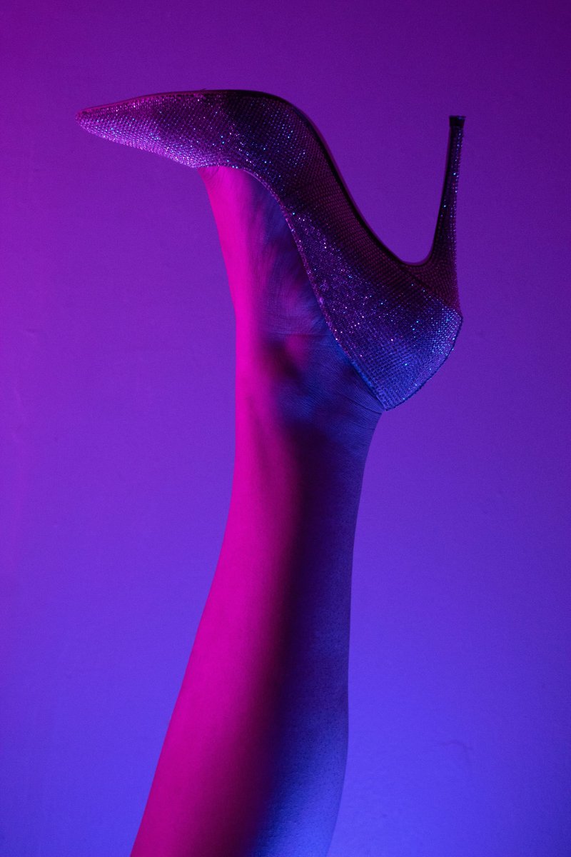 ameliexdivine's tweet photo. Treat me like a princess 🥂👑

#goddess #findom #softfindom #paypig #FindomDE https://t.co/csm65157pq