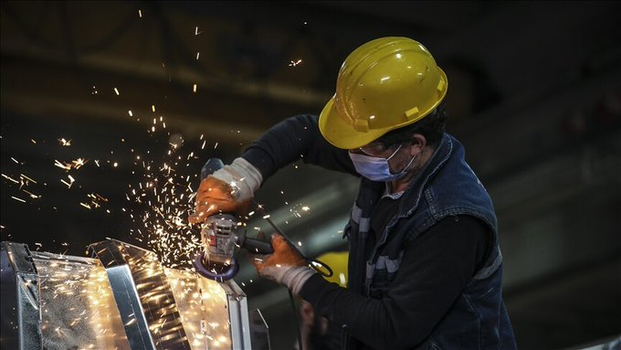 AlevBalabans's tweet photo. 📢TÜİK, haziran ayına ilişkin ciro endekslerini açıkladı 

 Takvim etkisinden arındırılmış sanayi, inşaat, ticaret ve hizmet sektörleri toplam ciro endeksi yıllık yüzde 25,8 arttı https://t.co/zLmjgPHdVT