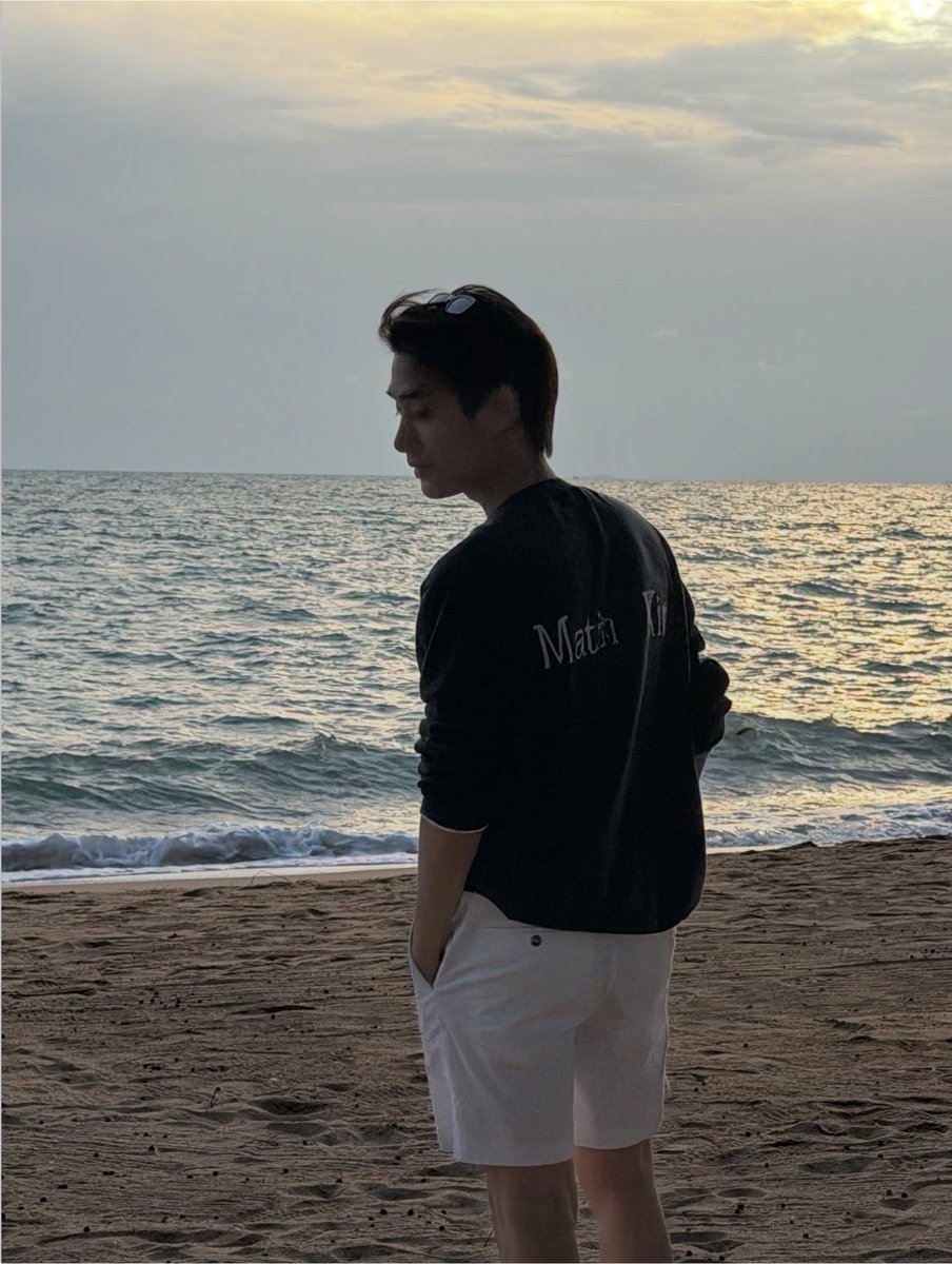 TleFirstoneTH's tweet photo. Matimun Holiday vibes 🌅🐶

🔗 : https://t.co/ZdIetVjEp8

#TLE_mtm #Firstone   
#เติ้ลเฟิร์สวัน #TleFirstone ♡ https://t.co/na5uKI3Zwd