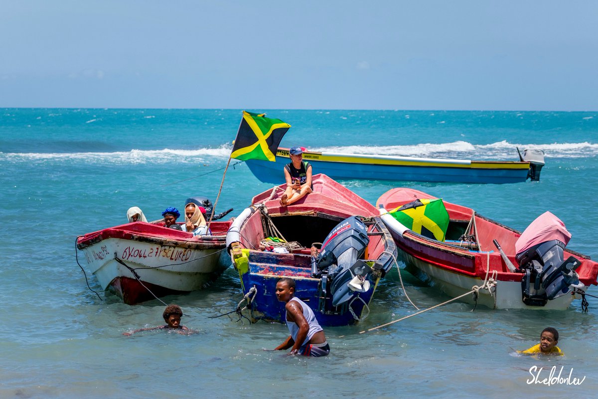sheldonlev's tweet photo. Another set of photos from the Treasure Beach Independence Parade and Flag Event celebrating Jamaica’s Independence holiday with pride and color of the Jamaican Flag https://t.co/Zcs8FAD9MV
