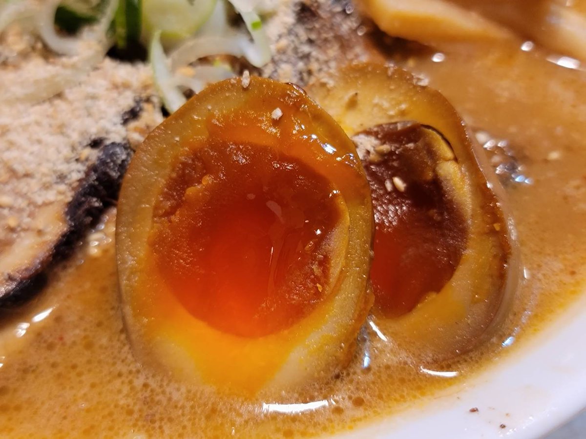 Hiro41311911's tweet photo. @susuru_tv お疲れ様です！！

宮城県のラーメンなら
「かず屋」がオススメです！！
ここより美味しいラーメン屋があるなら知りたいってくらいです👍 https://t.co/9uoiPJEKMh