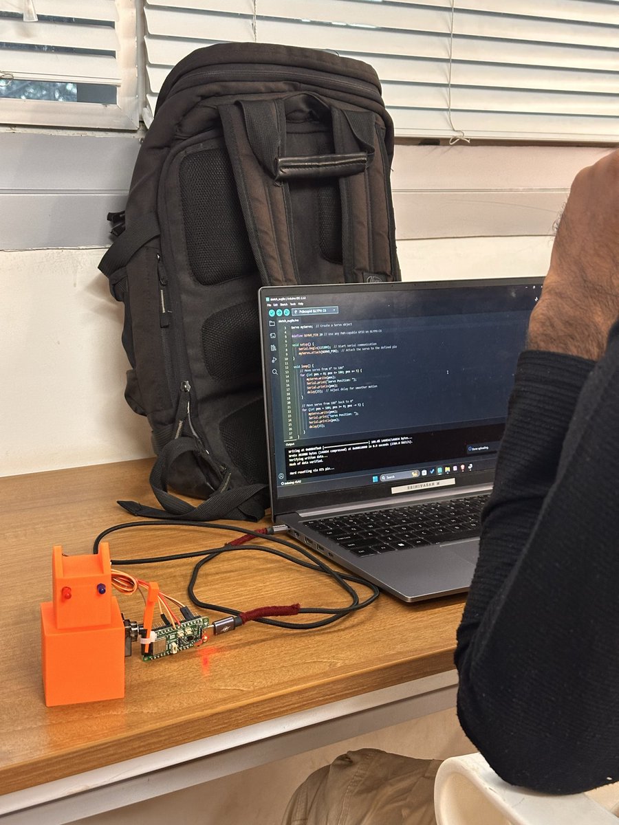 knowShubhangi's tweet photo. Worked on this demo overnight to learn and present, drop a tutorial?
@AskBaluBabu @buildwithsrini idea boarded, designed and helped build this! And ofcourse @claudeai 🧡
Grateful to have had an opportunity to be learning from the best of the best 🫶
#ImpactLab #SuperhumanLab https://t.co/gRhbyiHXEb