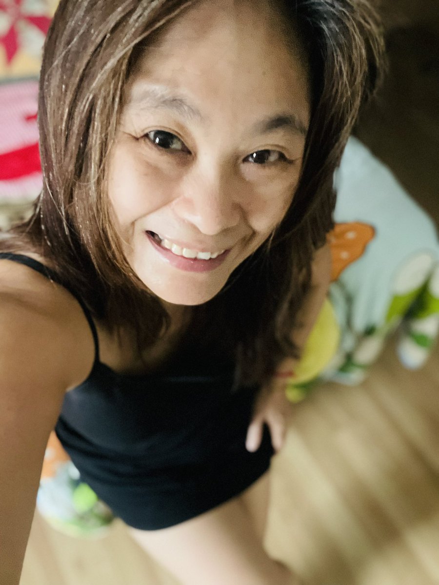 halin_lim's tweet photo. ออกกำลังกายเสร็จ
อาบน้ำ นอนได้

#smile 😊
#relax 🥰
#checkyourself 💋💋
#photo 🌺🌸🌼 https://t.co/K6eOeEmcj8