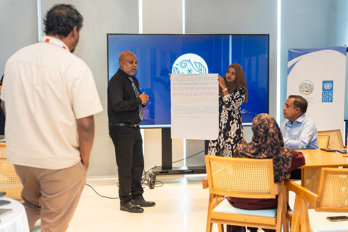 maldivianrc's tweet photo. MRC was happy to support efforts by @NDMAmv &amp; @UNDPMaldives &amp; deliver sessions for the development of the Island Disaster Management Plan in K. Guraidhoo, supported through UNDP’s Funding Windows, with contributions from Governments of Denmark, Luxembourg &amp; the Republic of Korea. https://t.co/xdNbucPW0T