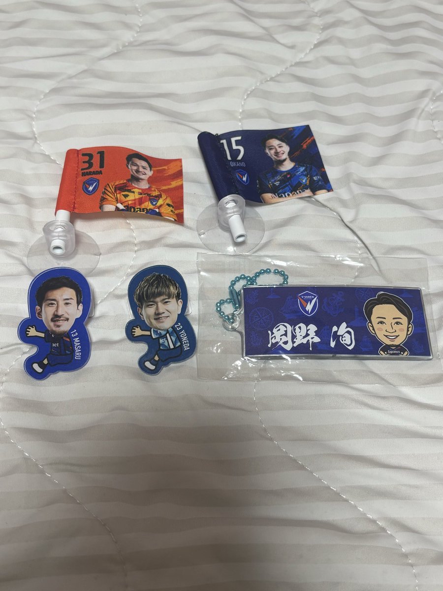 m27_ng's tweet photo. 【譲】　画像のもの

【求】　各300円

※次の現地観戦‥8/26、9/2、9/12での取引可能です
#vvaren https://t.co/xZmwbsyN68