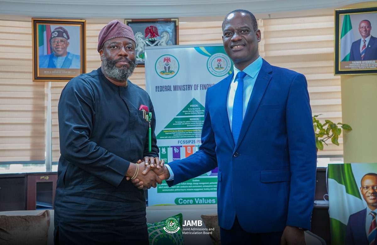 jamb_hq's tweet photo. The Registrar, Prof. Segun Aina, paid a working visit to Prof. Taiwo Oyedele, @taiwoyedele, Minister of Finance & Coordinating Minister of the Economy, as part of ongoing engagements to strengthen institutional collaboration and service delivery.

A few moments from the engagement. 📸

#JAMB #PublicService #Partnership #TheTrustWeHold #OfficialUpdates