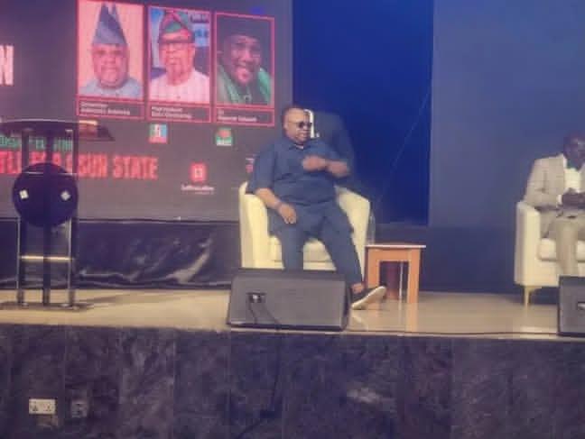 MobilePunch's tweet photo. 𝗢𝘀𝘂𝗻 𝘀𝘁𝗮𝘁𝗲 𝗺𝗼𝗻𝗲𝘆 𝘄𝗶𝗹𝗹 𝘀𝘁𝗮𝘆 𝗶𝗻 𝗢𝘀𝘂𝗻 - 𝗔𝗱𝗲𝗹𝗲𝗸𝗲

𝗥𝗲𝗮𝗱 𝗠𝗼𝗿𝗲: https://t.co/fgZjvcroWh https://t.co/KskHEgG6CQ