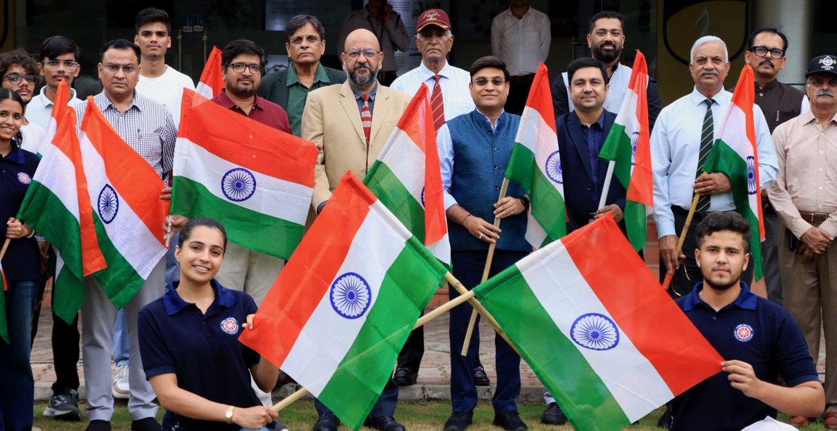 AmityNss's tweet photo. Tiranga Rally at Amity University Rajasthan 🇮🇳

The spirit of patriotism resonated across the campus as Prof. Amit Jain, Hon’ble Vice Chancellor, Amity University Rajasthan, inaugurated the Tiranga Rally and extended his best wishes to all participants. https://t.co/snAYW8Yqj8
