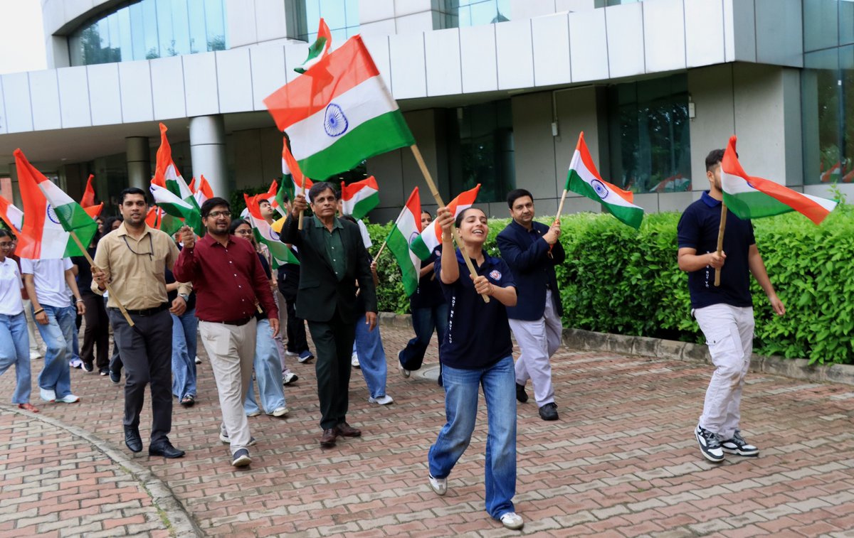 AmityNss's tweet photo. Tiranga Rally at Amity University Rajasthan 🇮🇳

The spirit of patriotism resonated across the campus as Prof. Amit Jain, Hon’ble Vice Chancellor, Amity University Rajasthan, inaugurated the Tiranga Rally and extended his best wishes to all participants. https://t.co/snAYW8Yqj8