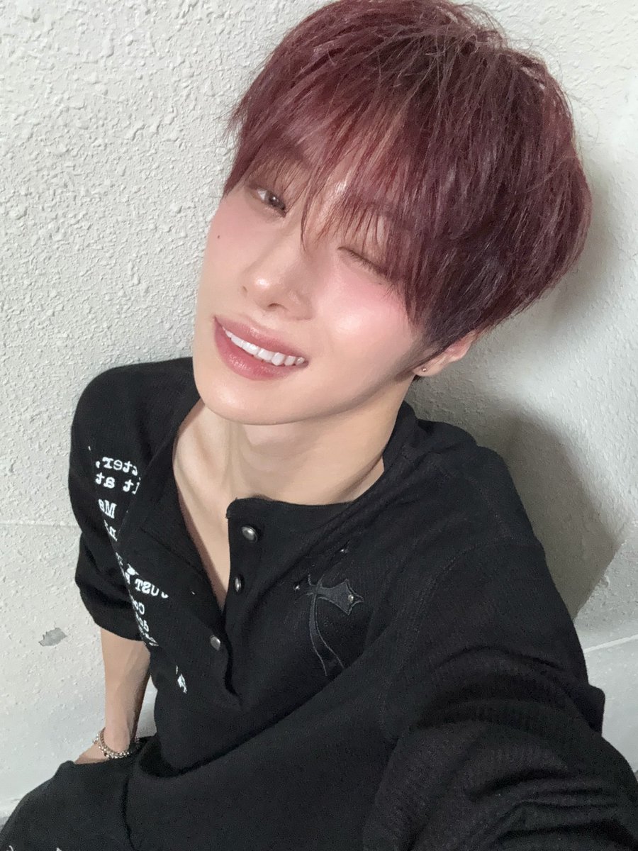 jiwoon_j7's tweet photo. 그냥 이사진은 이유없이 좋음 https://t.co/q4C7gc4DxU