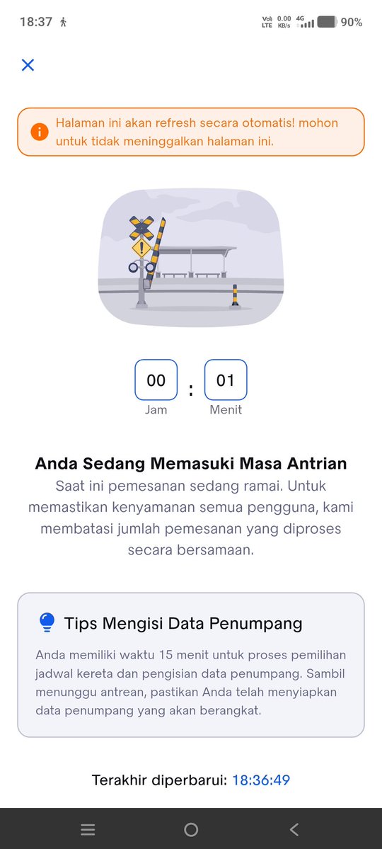 samaraiX's tweet photo. Baru kali ini booking online ada antrian begini. Dear @KAI121  kalau tidak siap aplikasi nya mending ga usah ada menu booking online. Langsung saja calon penumpang beli di stasiun. https://t.co/JavYv7nplv