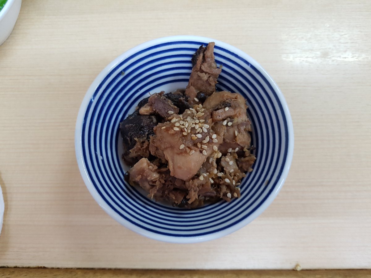 sojiro_2017's tweet photo. 正宗屋＠相合橋　2026/8/11
どて焼、まぐろ時雨煮、おくら梅肉和え https://t.co/P10vXz5F4p