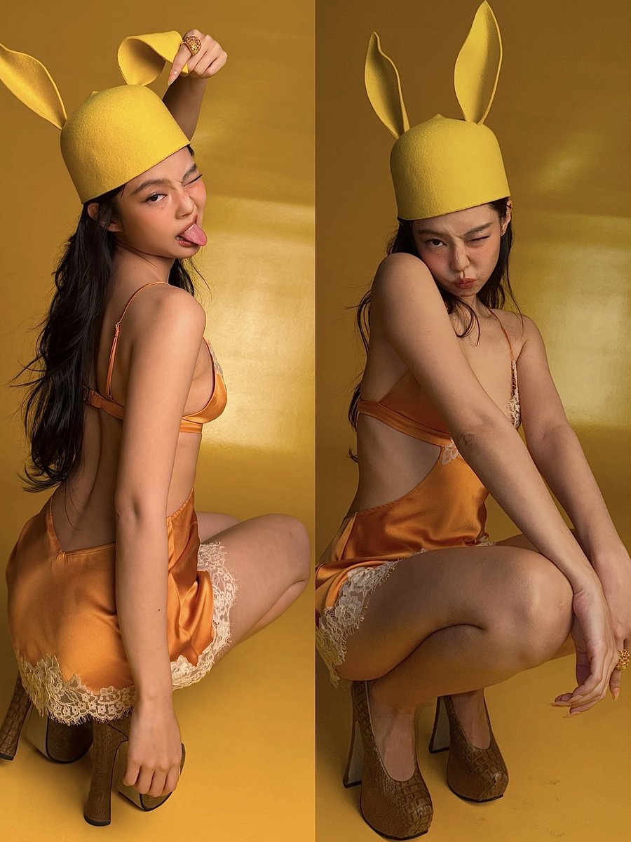 jenfilesx's tweet photo. THE POSE AND THE TONGUE?!? MISS JENNIE https://t.co/n4SUAu4JCx
