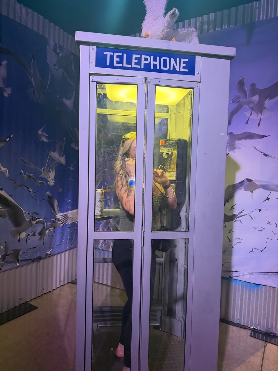 att_Hope's tweet photo. Phone boot pics 🤭🤗💕 https://t.co/6w2ougidv6