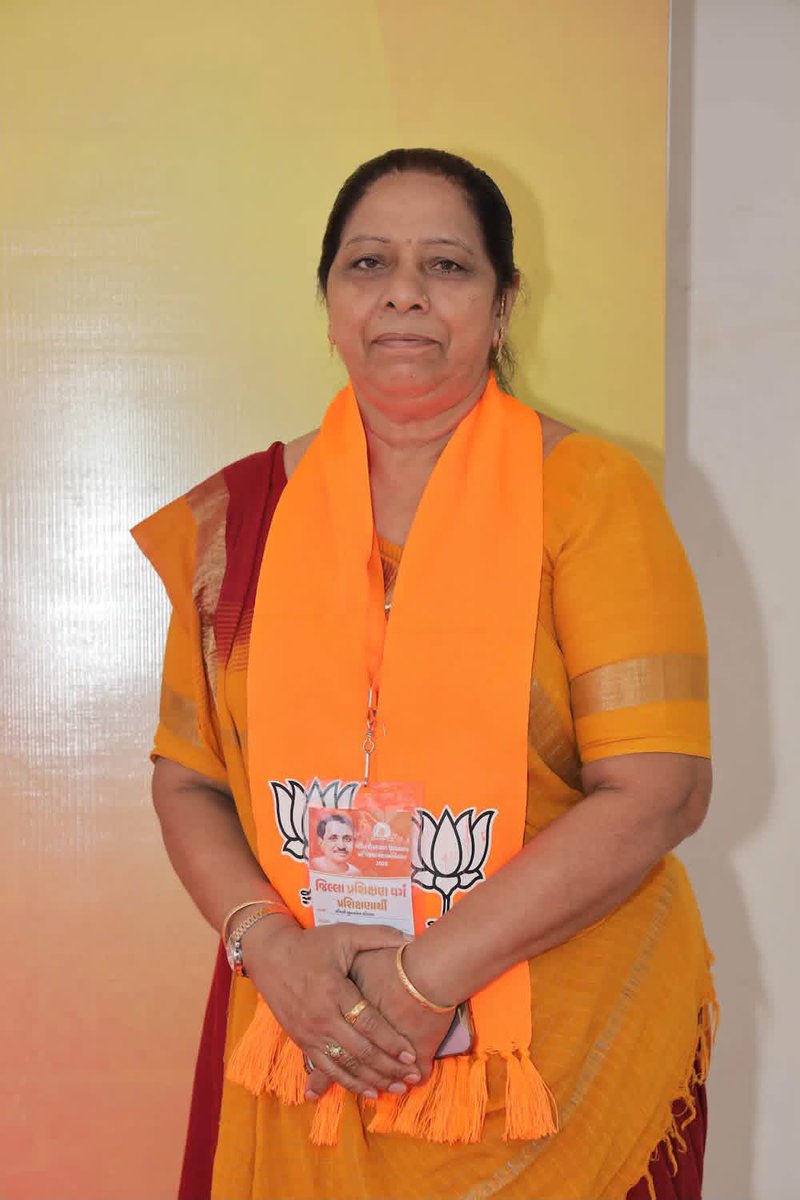 sumanbenbjp's tweet photo. BAPS સ્વામિનારાયણ મંદિર, ગોધરા ખાતે 'પંડિત દીનદયાલ ઉપાધ્યાય પ્રશિક્ષણ મહાઅભિયાન 2026' અંતર્ગત આયોજિત પંચમહાલ જિલ્લા ભારતીય જનતા પાર્ટી ના 'જિલ્લા પ્રશિક્ષણ વર્ગ' માં ત્રીજા દિવસે

1/3 https://t.co/TVPQkCiEuz