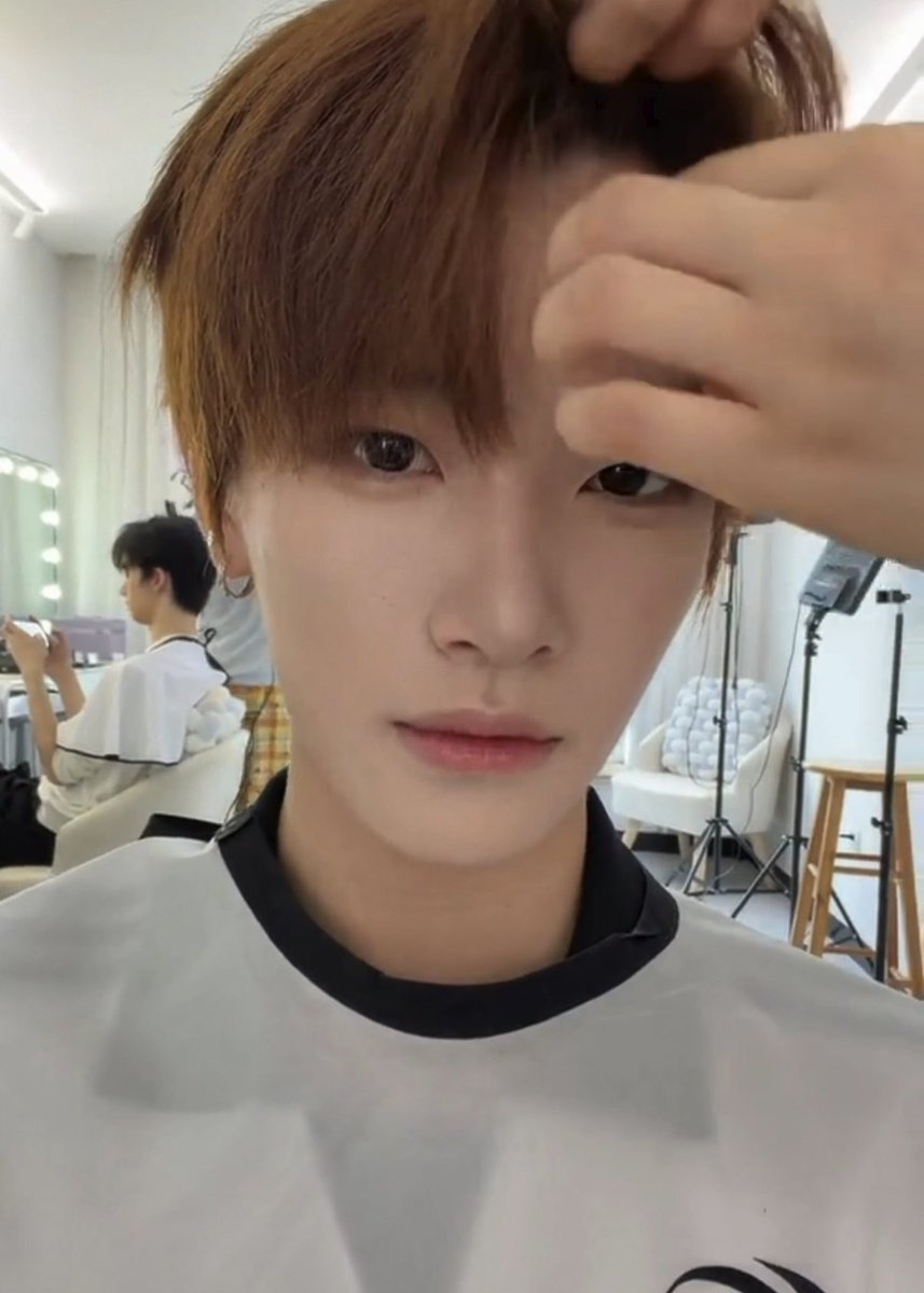 ain_thinking's tweet photo. 미남강아지 염색하고 머리잘랏나바 💇🏻‍♂️
너무잘생김 .../// https://t.co/7Lum2xsB5p