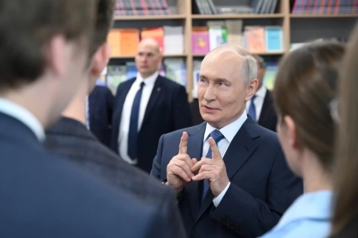 jojogyari's tweet photo. #Russia #Putin #ДоброеУтро #Zakharova #Mosca #StandWithPutin🇷🇺 #StandWhitRussia #СлаваРоссии #СВО #Россия #11августа https://t.co/TRxn9gSlJL