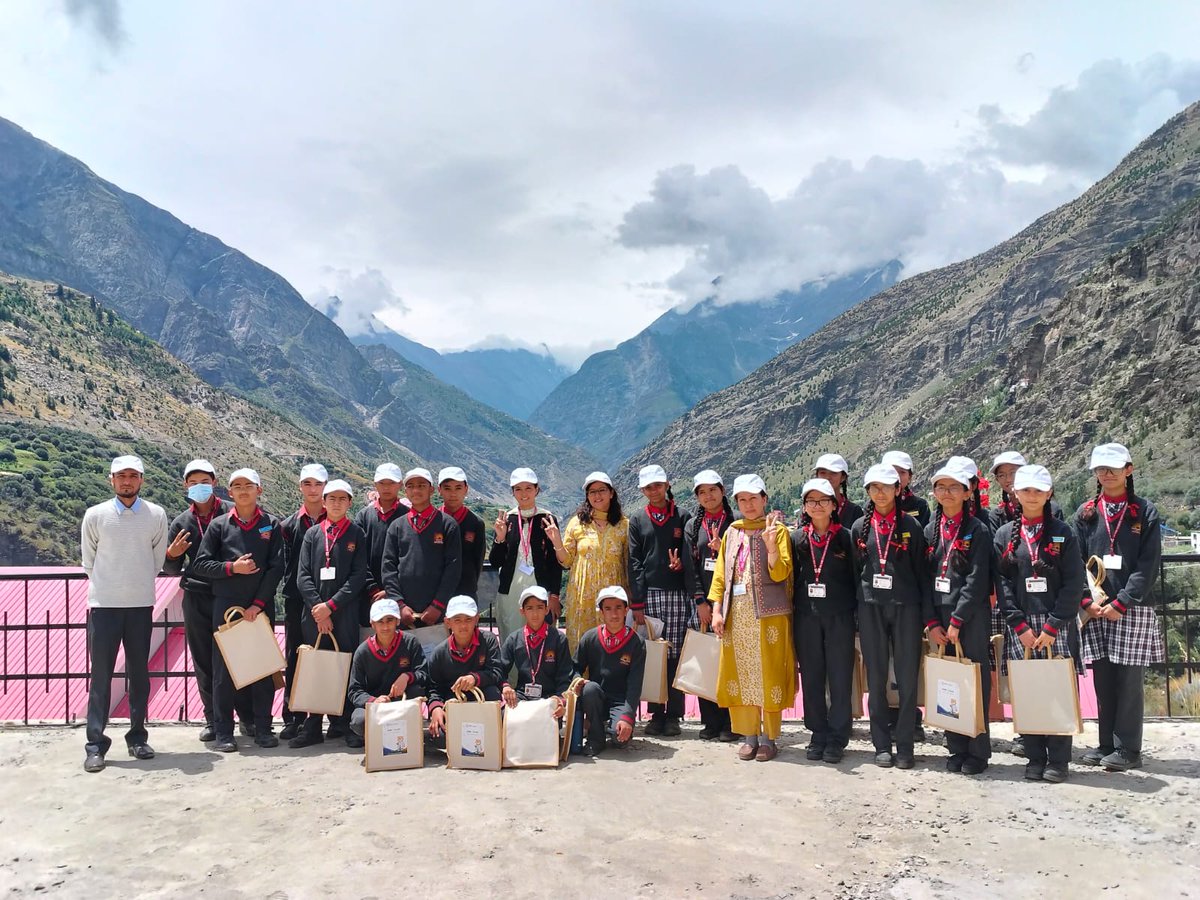 ICMRDELHI's tweet photo. From the heights of Keylong to peaks of scientific innovation! 🏔️
ICMR-CHAMP team visited KV #Keylong to bring the lab to the classroom. #SHINE'ing a beacon of knowledge & engaging young minds with immersive science.
🧵1/3
#ICMRCHAMP #SHINE2026 #SHINEatICMR #LahaulSpiti https://t.co/We5sabNArT