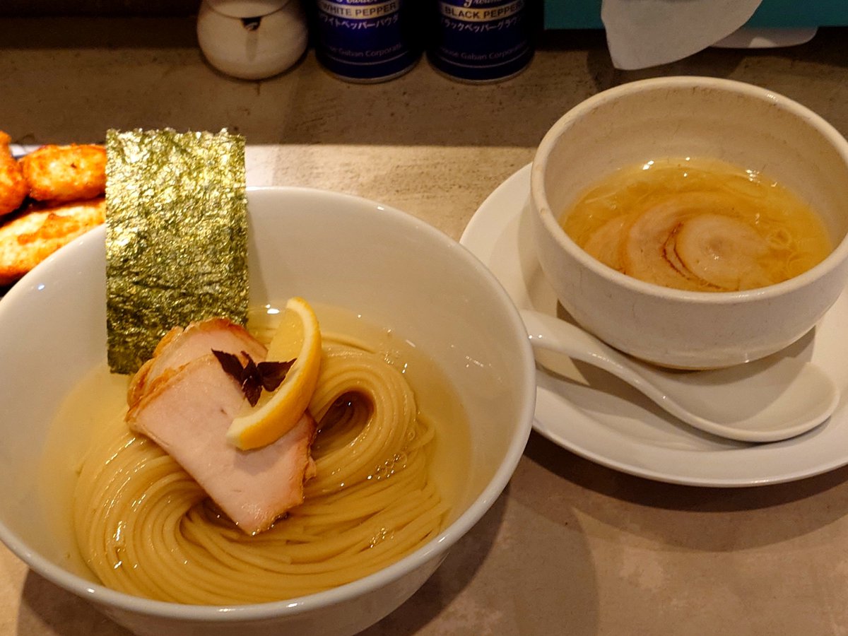 ikue0514's tweet photo. 5094(コレキヨ)utsunomiya
初めましてのラーメン屋さん
美味しい
ほんとに美味しかった
肉あり昆布水つけ麺(しお)
鶏ささみ唐揚げ
焼豚ごはん
食べれて幸せでした☺️ https://t.co/ksoOoy64Zo