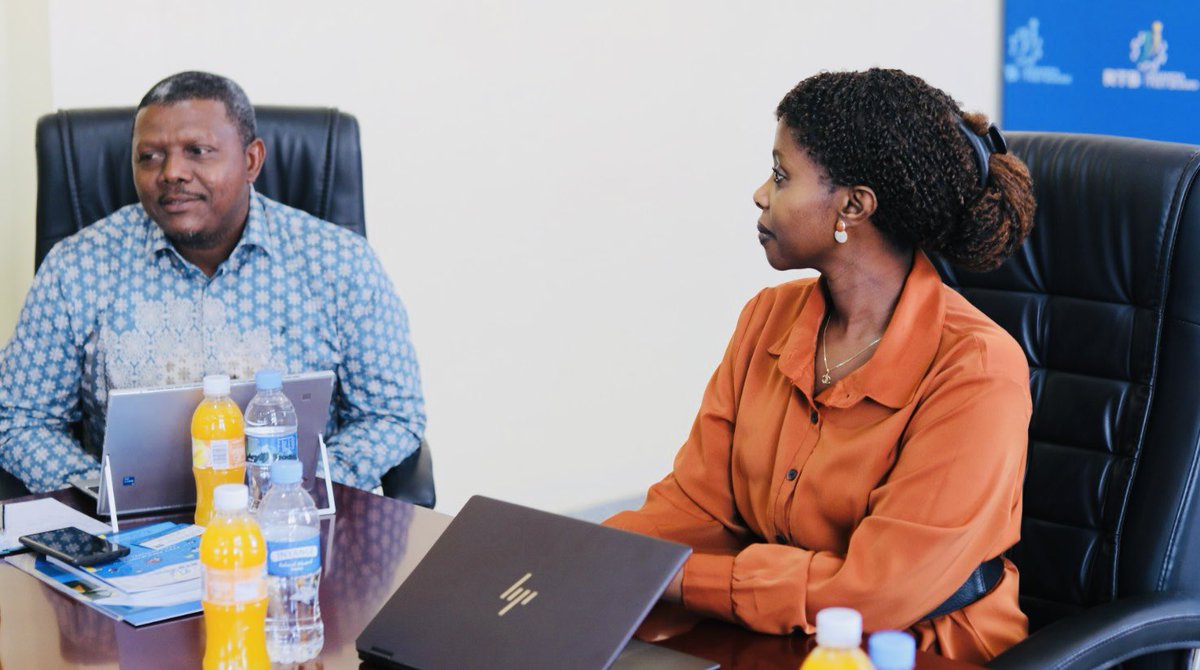 RTB_Rwanda's tweet photo. Today, RTB Deputy Director General @AgaBisengo welcomed a delegation from the Ministry of Education and Vocational Training (MoEVT) of the United Republic of Tanzania. The visit provided an opportunity to exchange experiences and good practices in curriculum management, apprenticeships and internships, labour-market linkages, and quality management of TVET training facilities.

#NanjyeNdiTVET