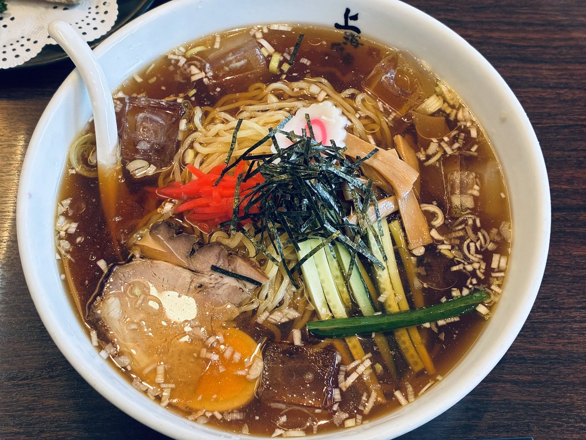 okyuokyu's tweet photo. 今日のお昼は
#上海厨房
#冷たいラーメン🍜

美味しゅうございました(´ω`)

#お盆期間中蕎麦屋には近寄れず https://t.co/2f1Yq17IOd