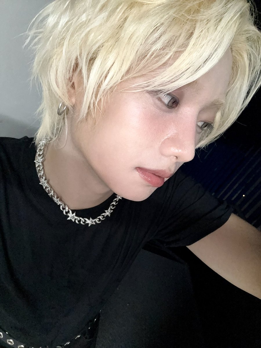 AIMERS_members's tweet photo. 요엘이는 에이밍이 보고싶다고 합니다 🤠

#AIMERS #에이머스 #YOEL #요엘 https://t.co/iaRfSmbH5k