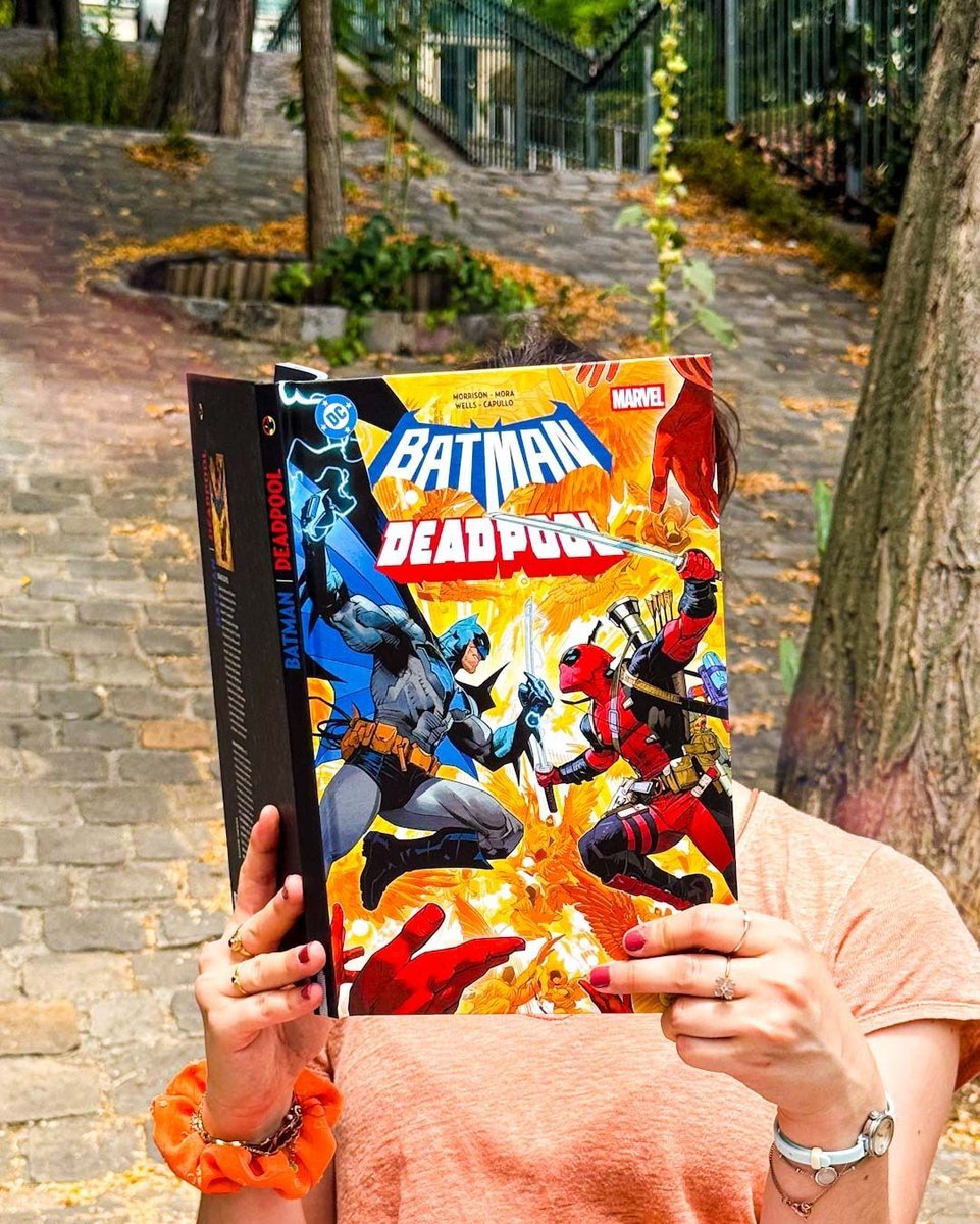 UrbanComics's tweet photo. Deadpool a déjà pris l’apparence d’un canard ! Si Batman arrive à faire équipe avec le mercenaire dans DC/Marvel Batman/Deadpool, pas sûre qu’il l’aurait fait avec un oiseau !
Découvrez les différentes formes de Deadpool et le crossover entre les héros : https://t.co/6njf9HZ6H9 https://t.co/hIMe6Pw5J9