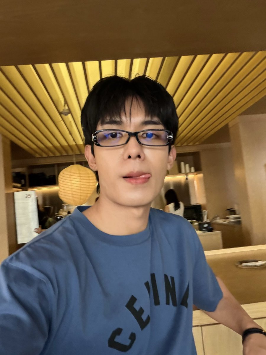 netsiraphop's tweet photo. 🐶 #netsiraphop https://t.co/msR1SWmmQ9