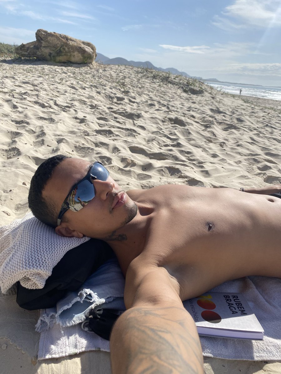_moreerick's tweet photo. -Bom dia!
Saudades de um sol, bizarro!! ☀️🥹 https://t.co/dVPe0PCRYe
