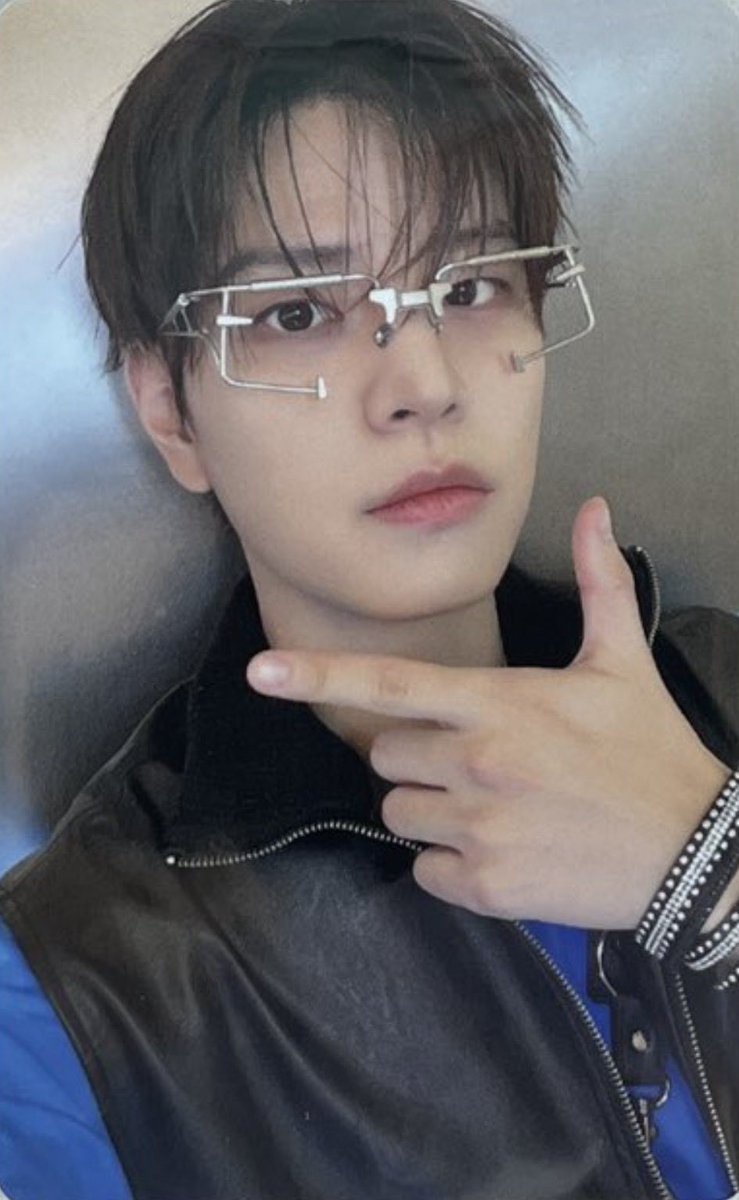 OTANIME_29's tweet photo. Stray Kids This &amp; That Photocard scan - Dear my muse Pob - Han, Seungmin https://t.co/sTWuylV36Z