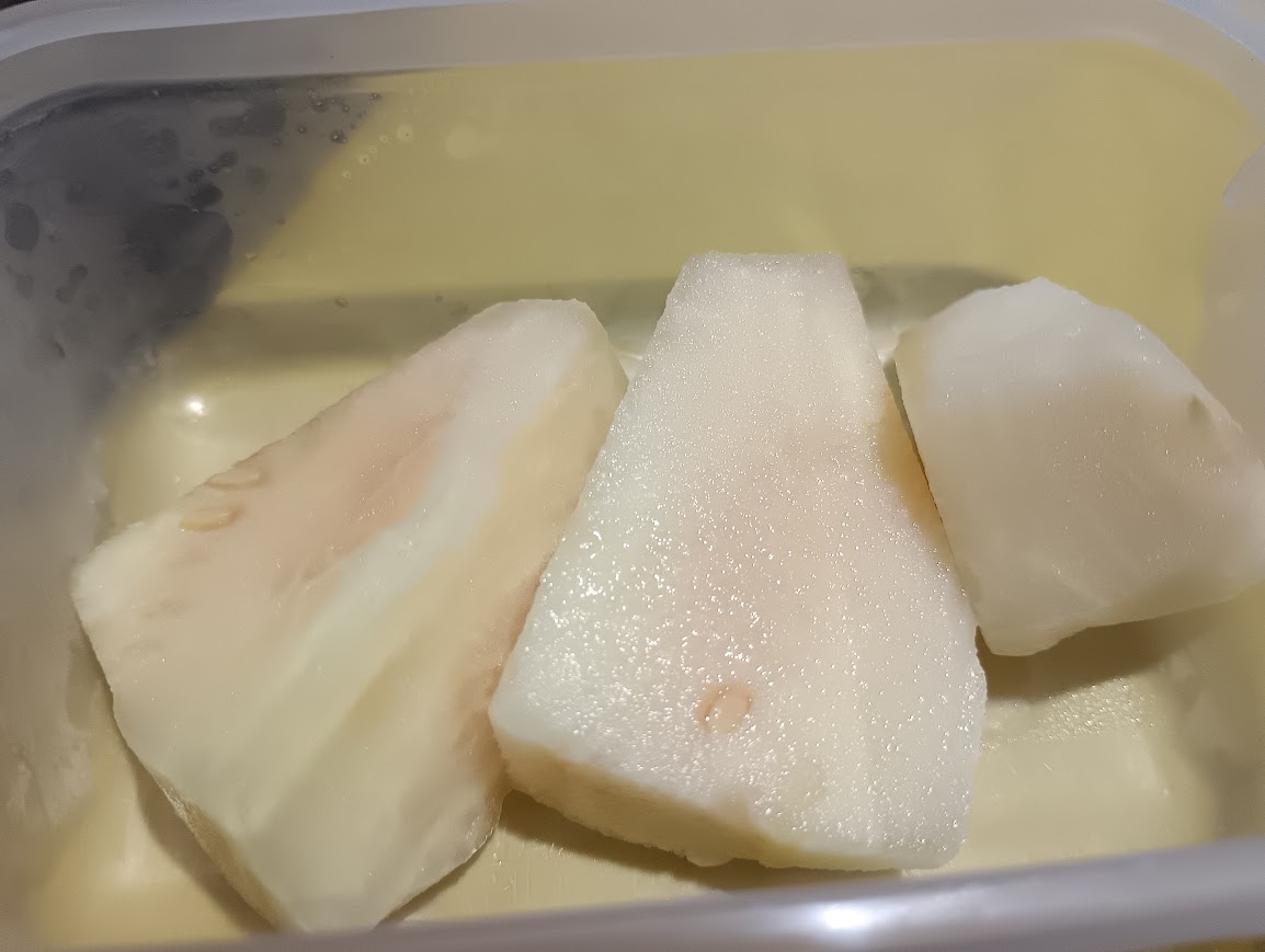 prismshining's tweet photo. これ、スイカです…
むしろタネが柔らかくて普通のより食べやすかった。 https://t.co/Yj6ghSA4f9